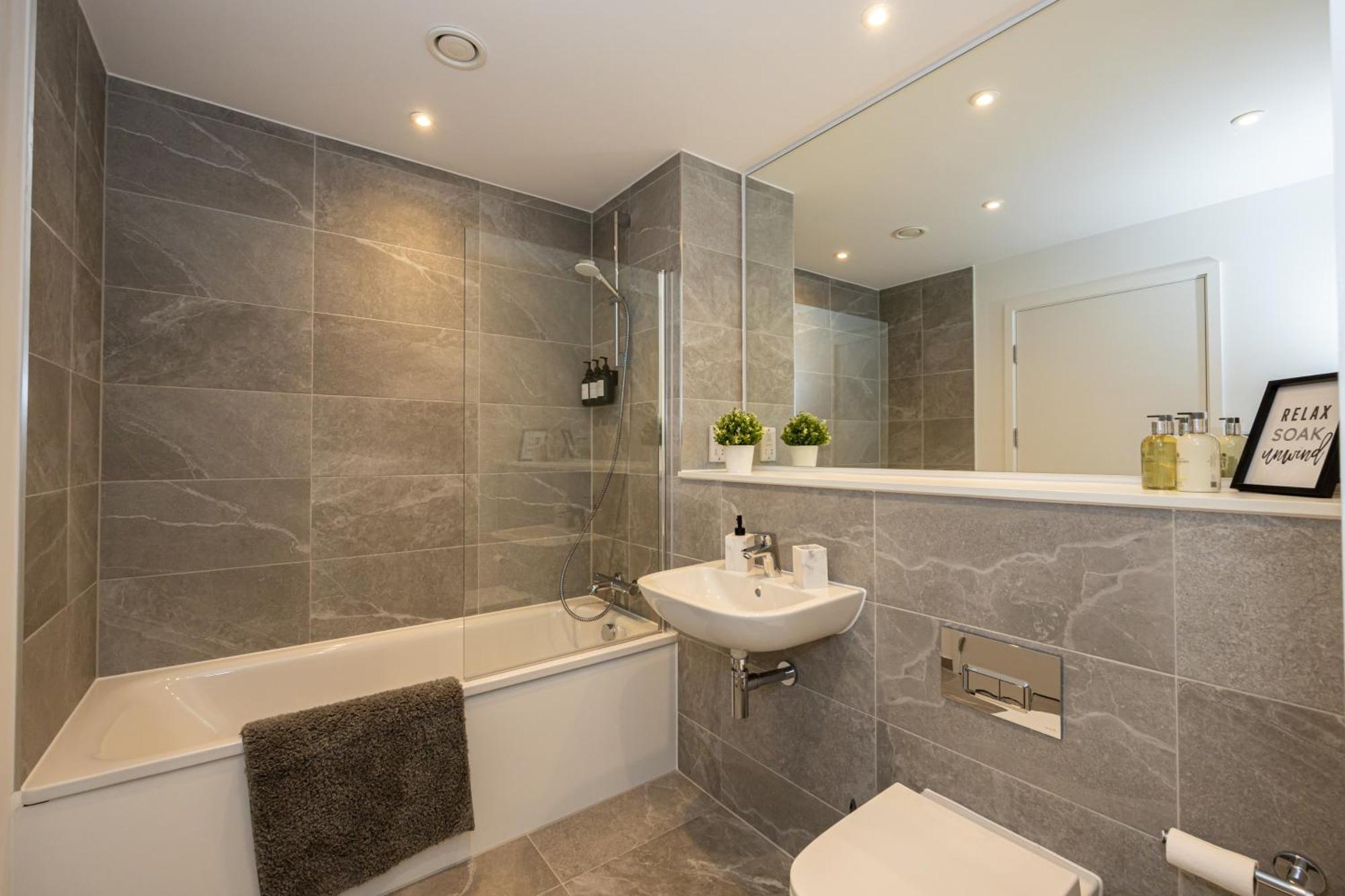 Royal Ebony By Asquare Lettings Apartment Manchester Exterior photo