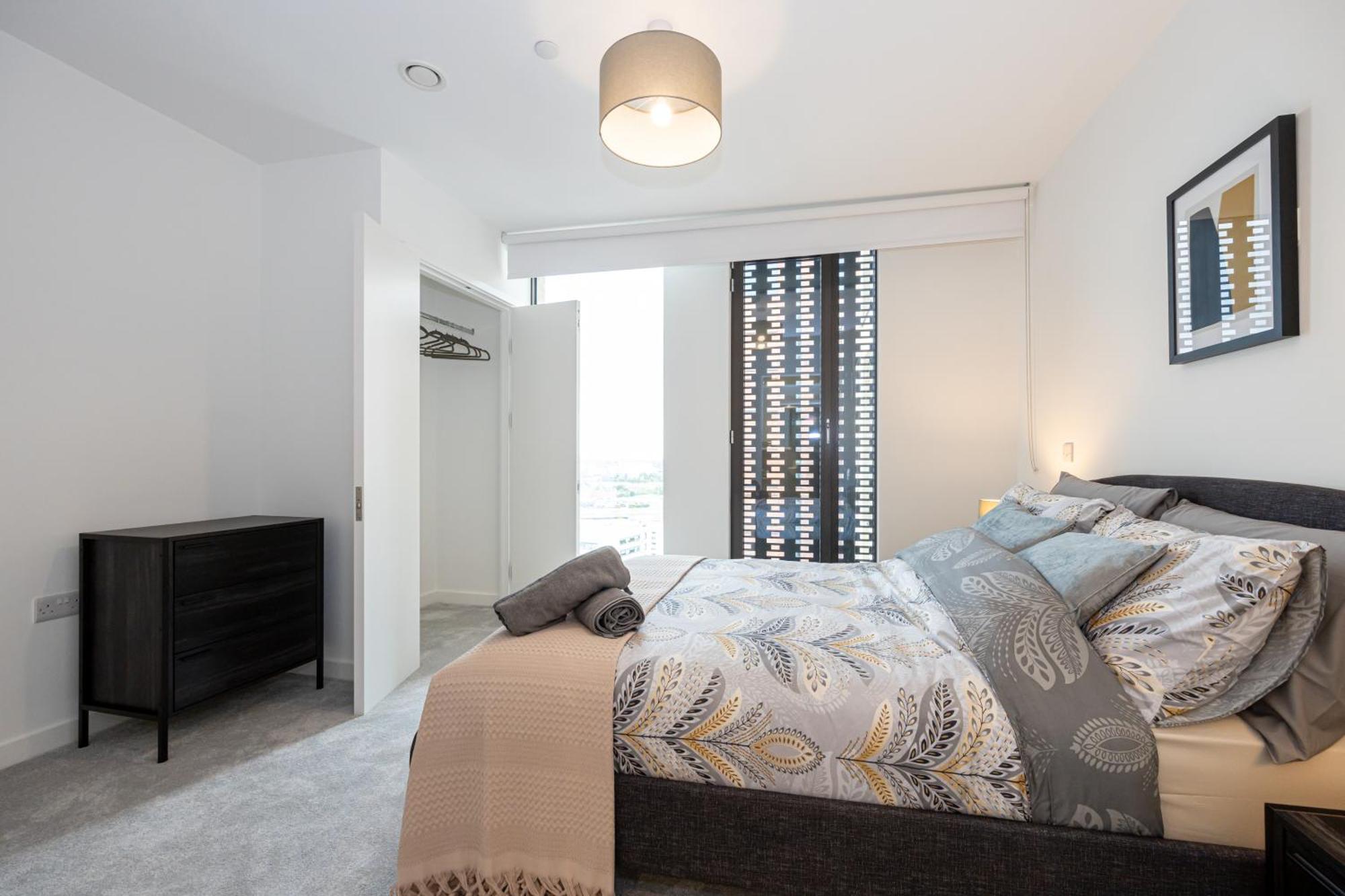 Royal Ebony By Asquare Lettings Apartment Manchester Exterior photo